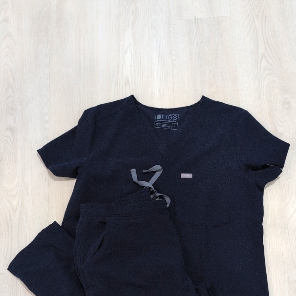 Figs Navy Catarina And Yola Large Scrub Set